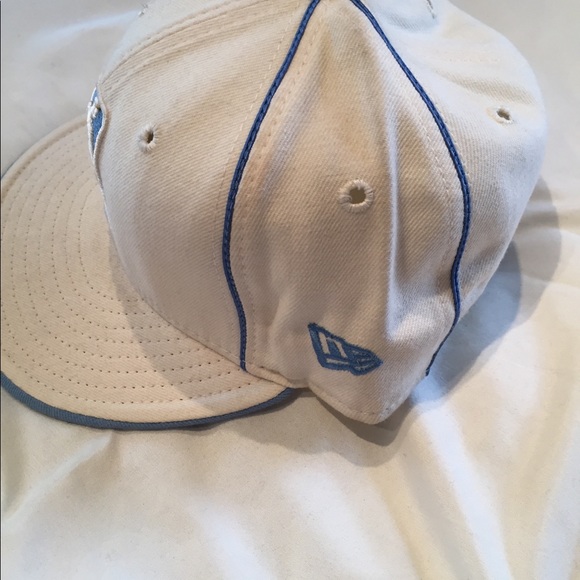 Lakers fitted hat - Picture 2 of 5